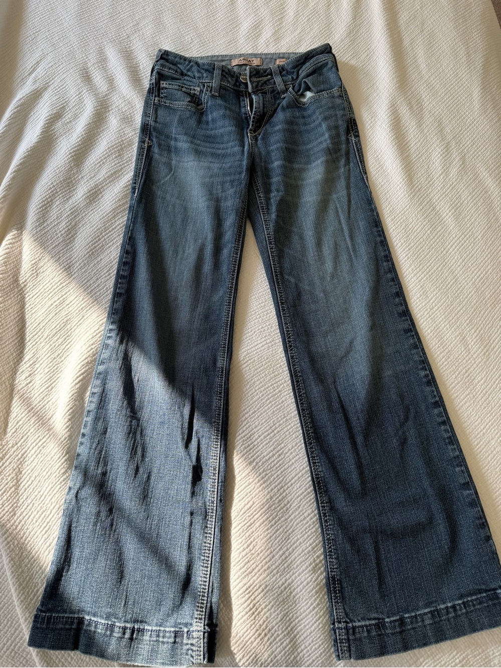 Ariat Wide Leg Flare Jeans in Dark Blue Denim